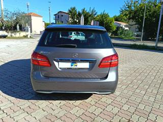 MERCEDES-BENZ B 180 usata, con Autoradio