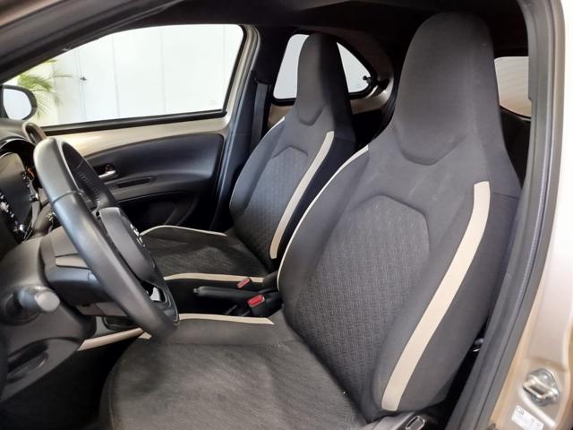 TOYOTA Aygo X usata, con Climatizzatore
