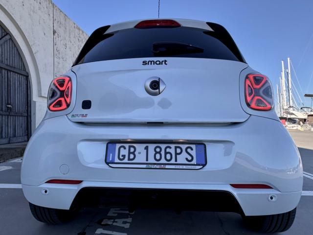 SMART ForFour usata, con Telecamera per parcheggio assistito