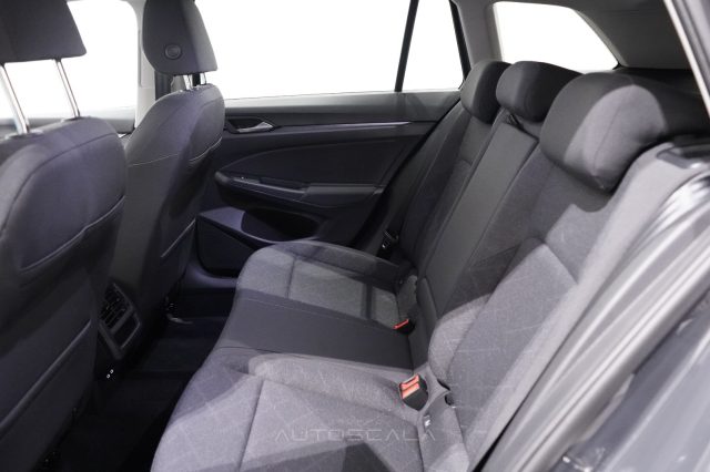 VOLKSWAGEN Golf Variant usata, con Autoradio digitale
