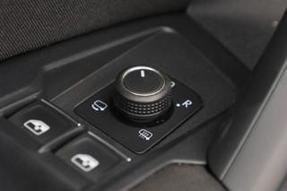 VOLKSWAGEN Tiguan usata, con Fendinebbia