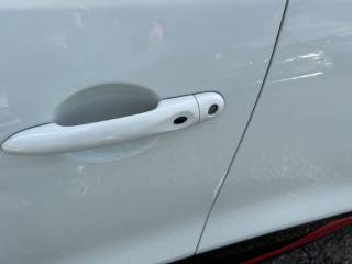 RENAULT Clio usata, con Specchietti laterali elettrici
