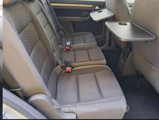 VOLKSWAGEN Touran usata 15