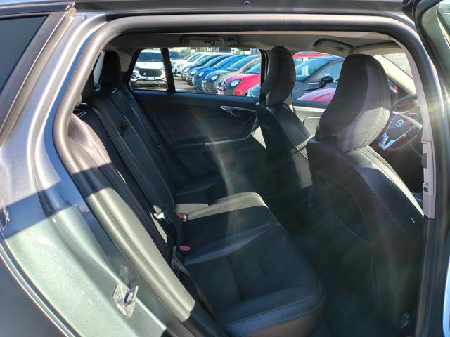 VOLVO V60 Cross Country usata, con Boardcomputer