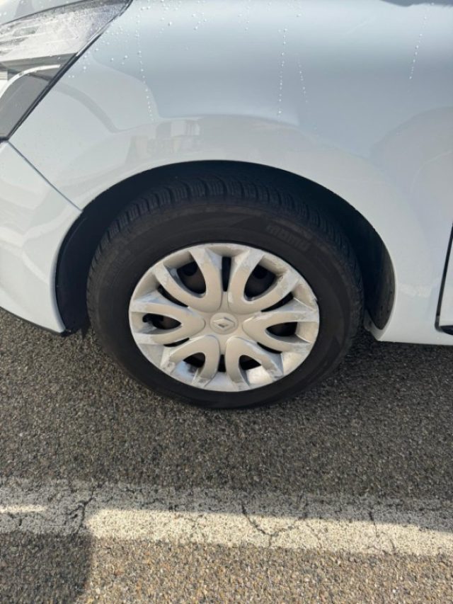 RENAULT Clio usata, con Controllo trazione