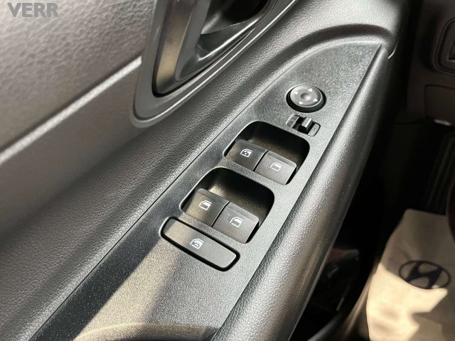 HYUNDAI i20 usata, con Climatizzatore