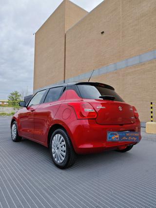SUZUKI Swift usata, con Autoradio