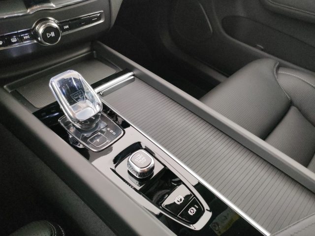 VOLVO XC60 usata, con Regolazione elettrica sedili