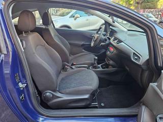 OPEL Corsa usata, con ESP