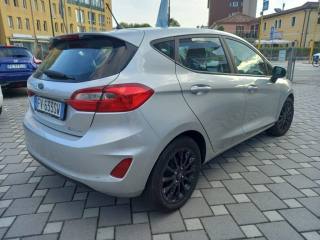 FORD Fiesta usata, con Autoradio