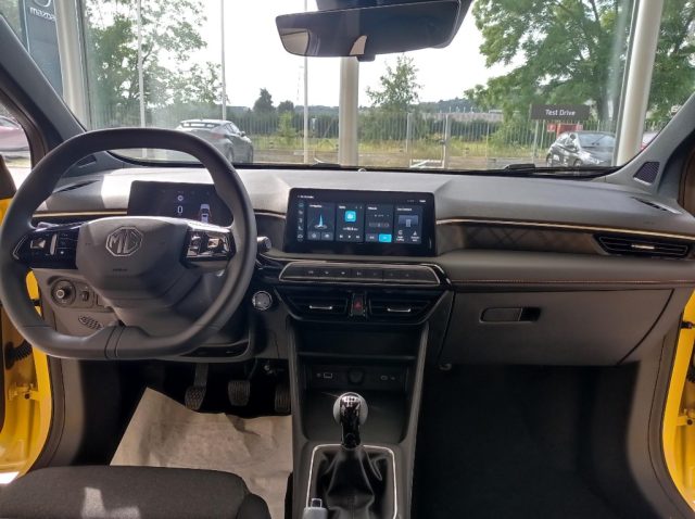 MG MG3 usata, con Fari LED