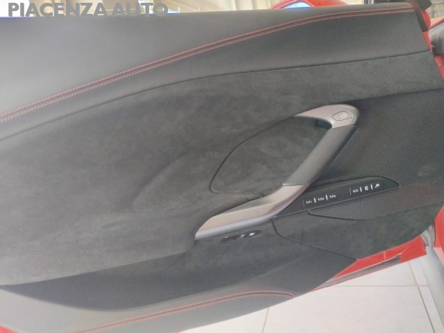FERRARI 296 usata, con Controllo automatico clima