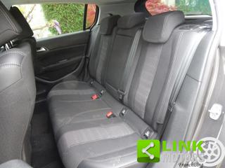 PEUGEOT 308 usata, con Touch screen