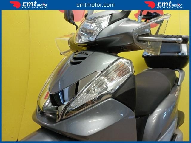 HONDA SH 300 i usata 5