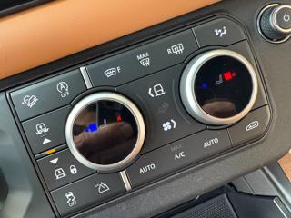 LAND ROVER Defender usata, con USB