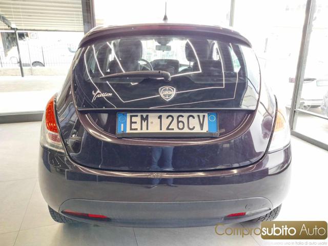 LANCIA Ypsilon usata, con Autoradio