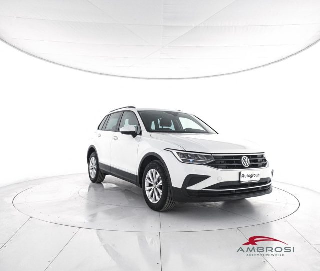 VOLKSWAGEN Tiguan usata 1