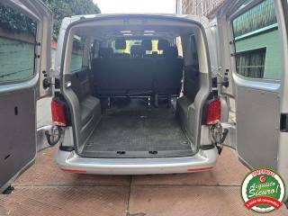 VOLKSWAGEN T6.1 usata, con Autoradio