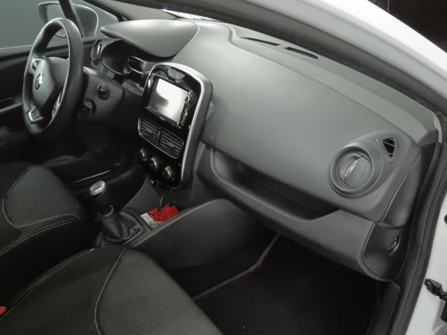 RENAULT Clio usata 14