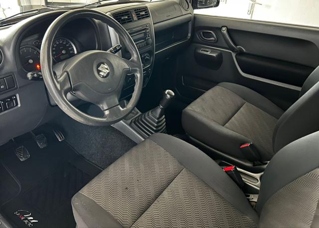 SUZUKI Jimny usata, con Autoradio
