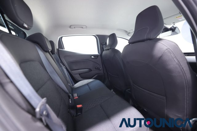 RENAULT Clio usata 47