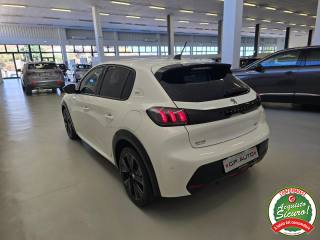 PEUGEOT 208 usata, con Autoradio