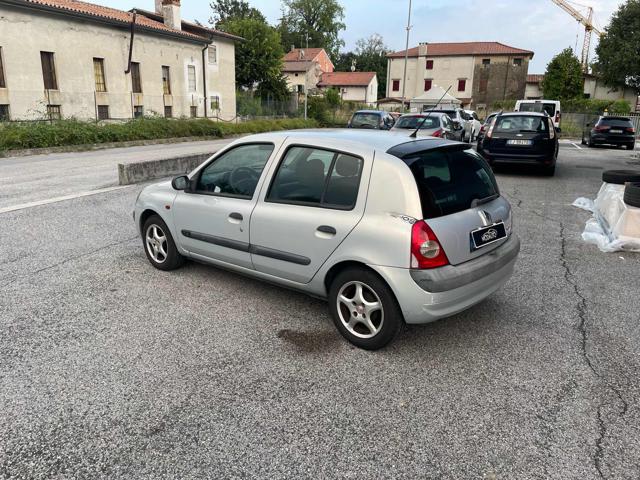 RENAULT Clio usata, con Airbag Passeggero