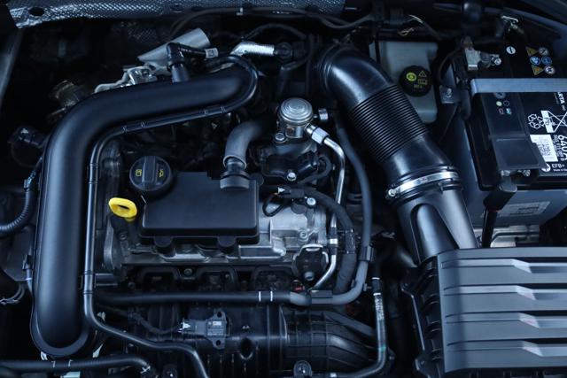 VOLKSWAGEN T-Roc usata, con Freno di stazionamento elettrico