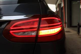 MERCEDES-BENZ C 200 usata 119