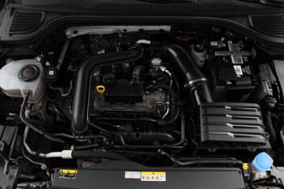 VOLKSWAGEN Golf usata, con Fari bi-xeno