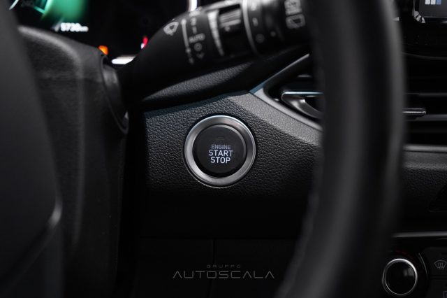 HYUNDAI i30 usata, con Fari LED