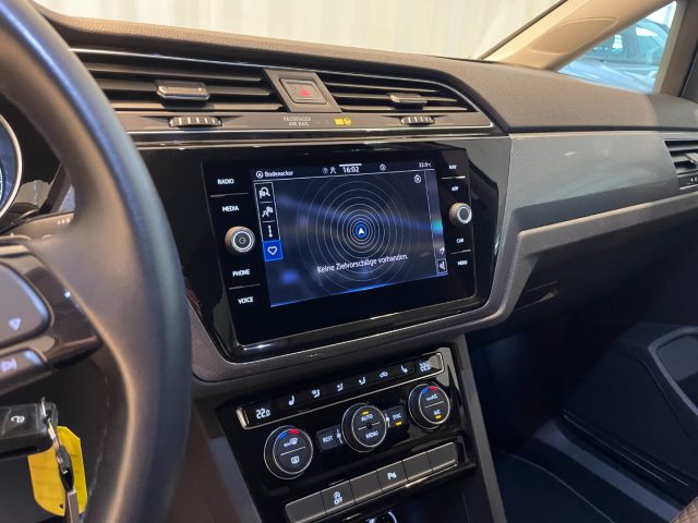 VOLKSWAGEN Touran usata, con Cruise Control