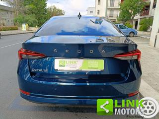 SKODA Octavia usata, con Hill holder