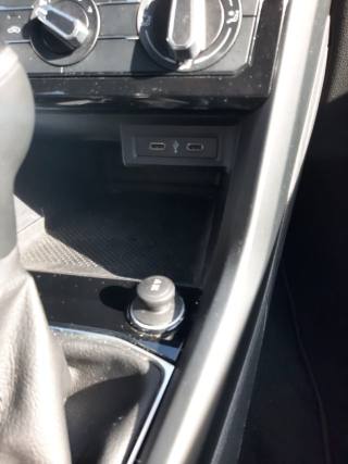 VOLKSWAGEN T-Cross usata, con Sedile posteriore sdoppiato