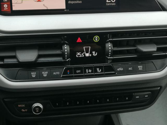 BMW 116 usata, con Fari LED