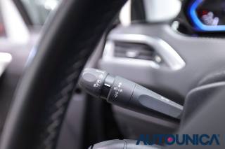 PEUGEOT 2008 usata, con Touch screen