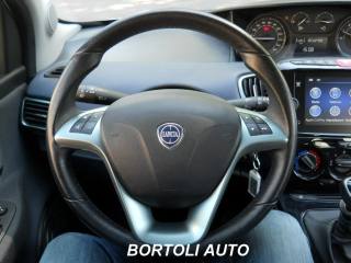 LANCIA Ypsilon usata, con Fendinebbia