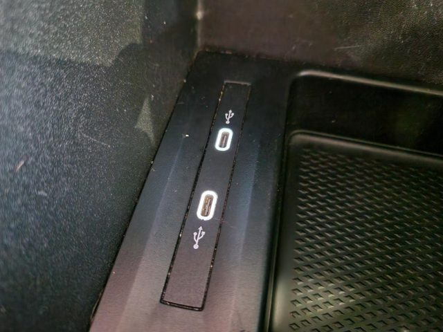 VOLKSWAGEN Caddy usata, con Servosterzo