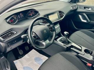 PEUGEOT 308 usata, con Autoradio digitale