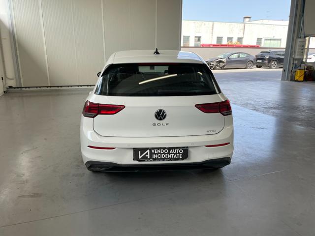 VOLKSWAGEN Golf usata, con Autoradio