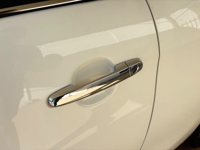 PEUGEOT 108 usata, con Leve al volante