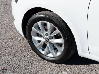 SKODA Octavia usata, con Touch screen