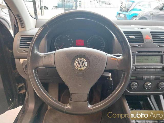 VOLKSWAGEN Golf usata, con Specchietti laterali elettrici