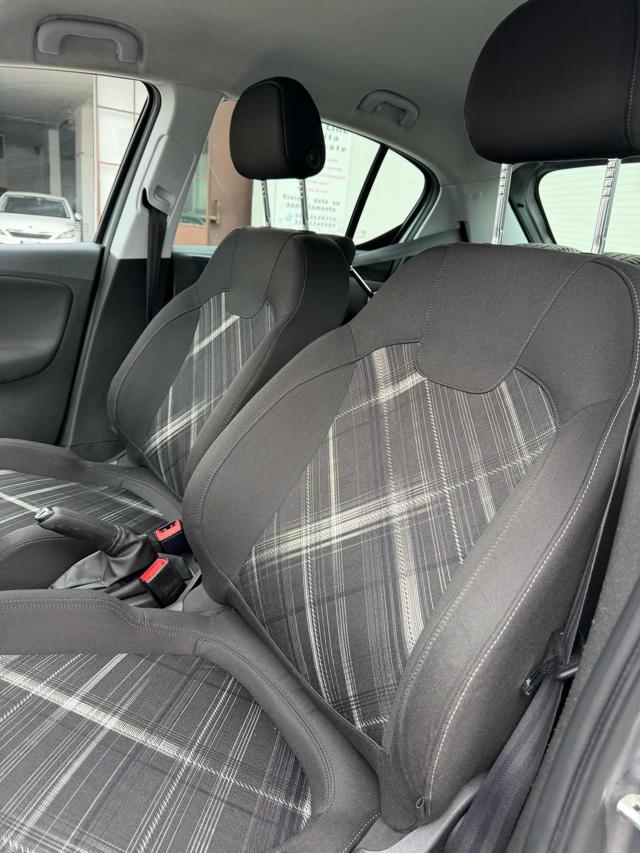 OPEL Corsa usata, con Climatizzatore