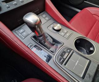 LEXUS RC 300h usata, con Controllo trazione