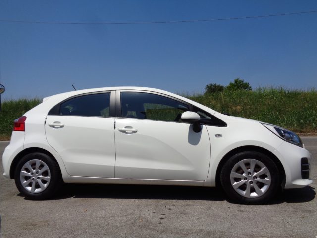 KIA Rio usata, con Airbag
