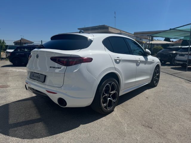 ALFA ROMEO Stelvio usata, con Alzacristalli elettrici