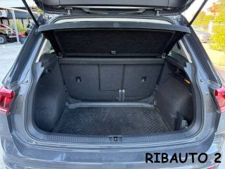 VOLKSWAGEN Tiguan usata, con Airbag laterali