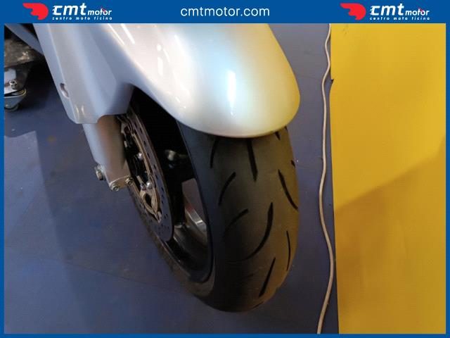 HONDA CBR 600 F usata 11