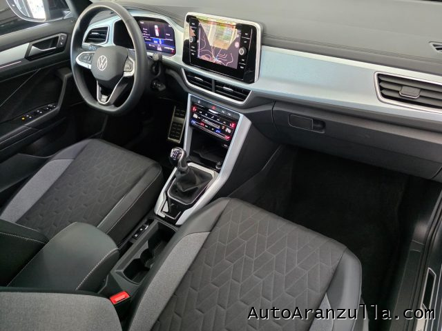 VOLKSWAGEN T-Roc usata, con Controllo automatico clima